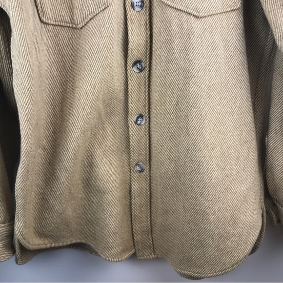 SOLD - Vintage Woolrich Heavy Wool Shirt Made in USA Button Down Sz L - Picture 4 of 16